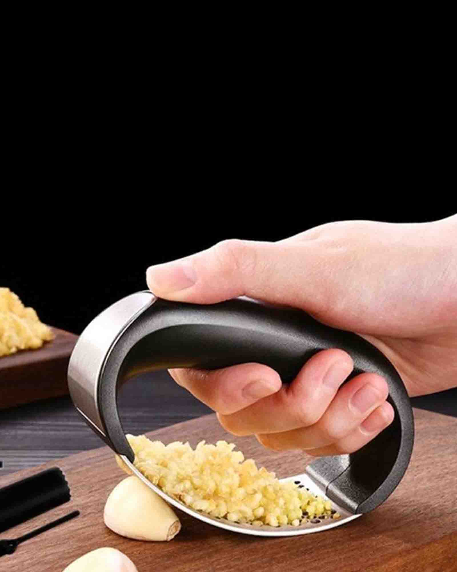 Ring Garlic Press