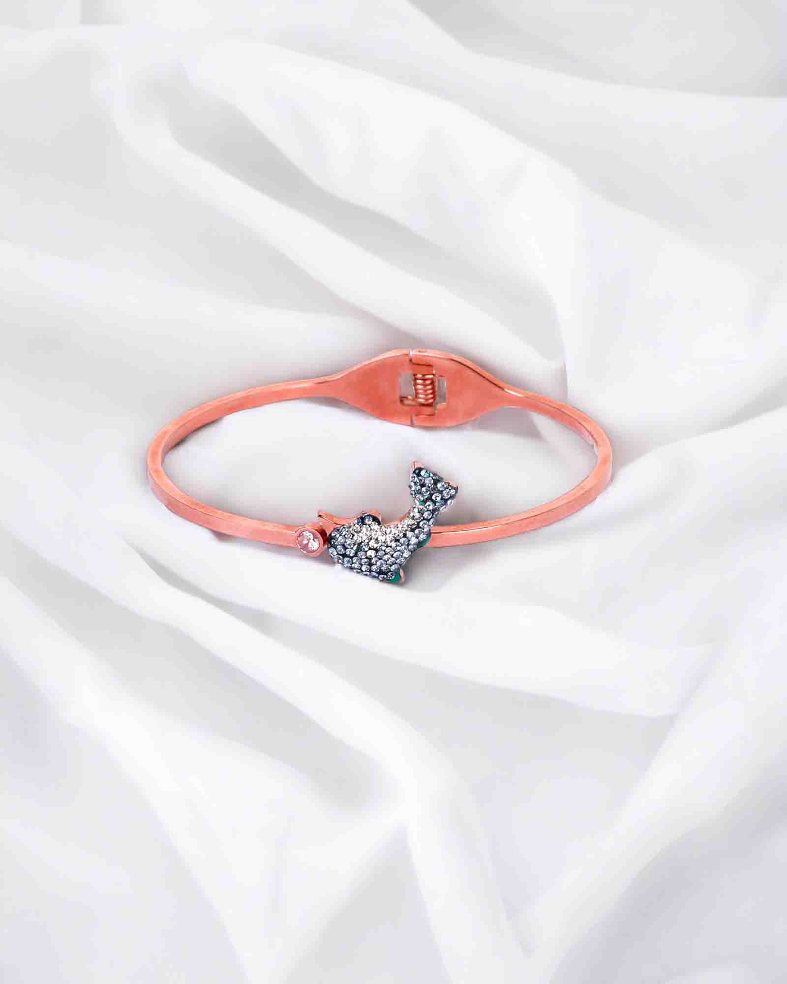 Blue zircon fishy rose gold plated bangle bracelet